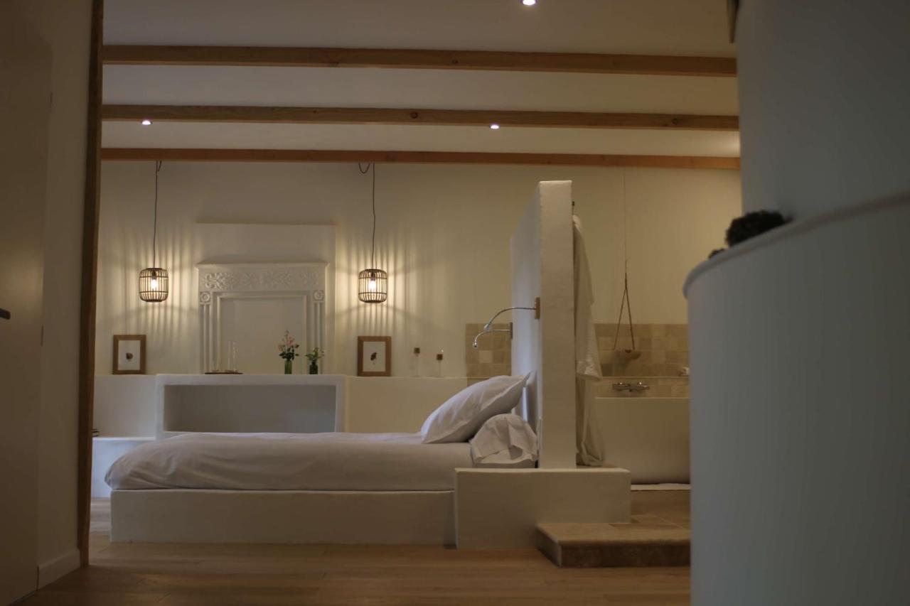 Malis Castera Le Petit Chateau Saint-Jean-de-Blaignac