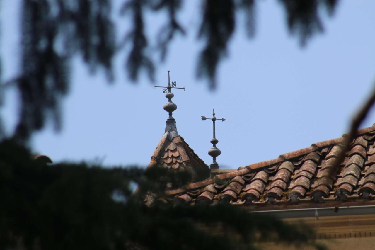 Malis Castera Le Petit Chateau Bed & Breakfast Saint-Jean-de-Blaignac